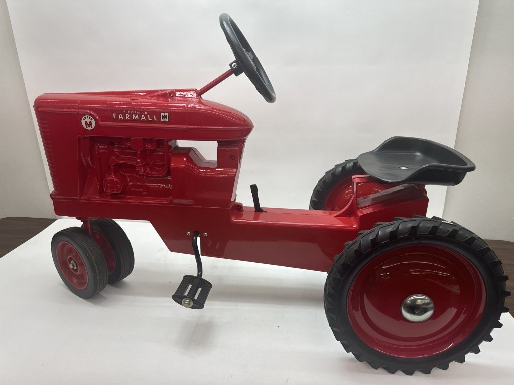 Property photo 62 - Meek Ertl, IH, and Vintage Toy Auction-TIMED ONLINE ONLY PERSONAL PROPERTY IN ALLEN COUNTY INDIANA