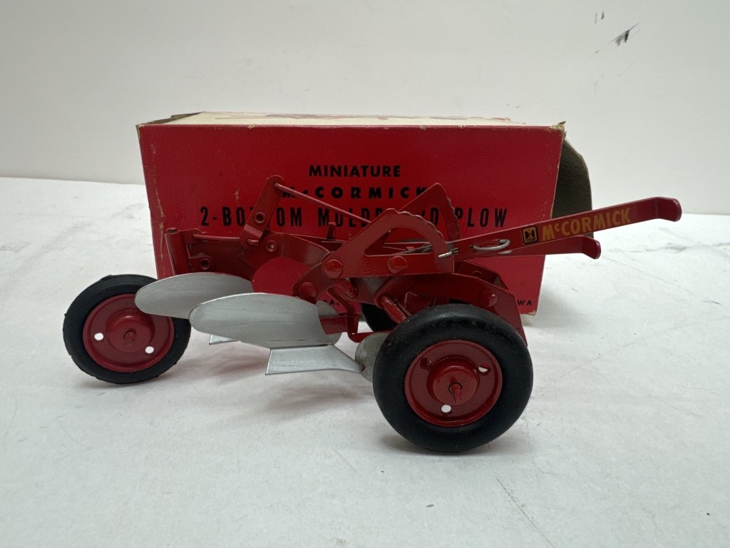 Property photo 60 - Meek Ertl, IH, and Vintage Toy Auction-TIMED ONLINE ONLY PERSONAL PROPERTY IN ALLEN COUNTY INDIANA