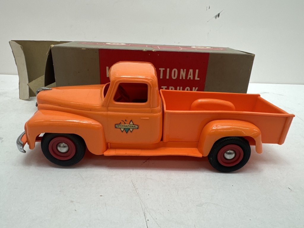 Property photo 57 - Meek Ertl, IH, and Vintage Toy Auction-TIMED ONLINE ONLY PERSONAL PROPERTY IN ALLEN COUNTY INDIANA