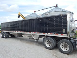 Property photo 22 - FARM EQUIPMENT AUCTION IN WHITE COUNTY INDIANA