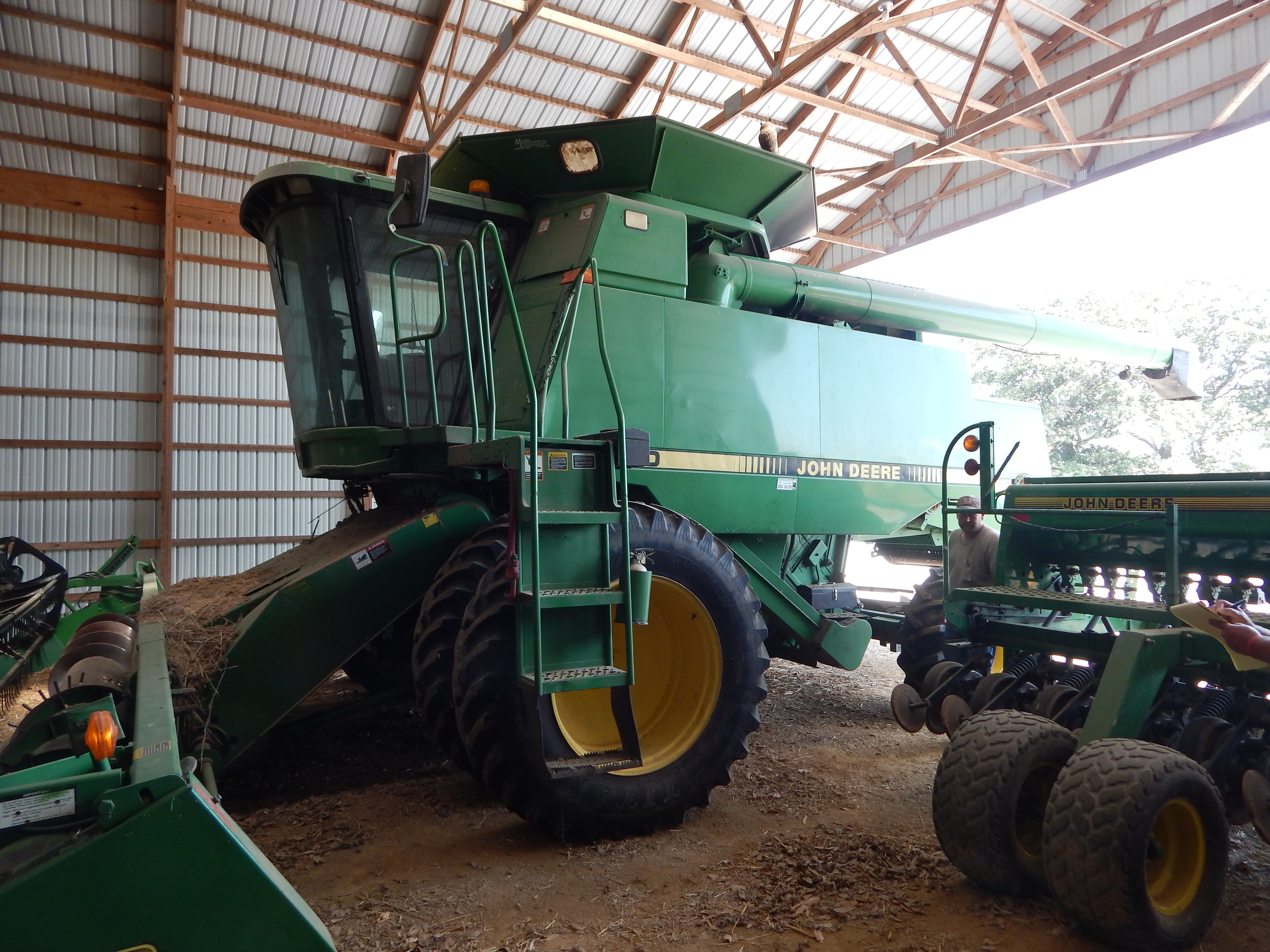Property photo 42 - FARM EQUIPMENT AUCTION IN FRANKLIN COUNTY ILLINOIS