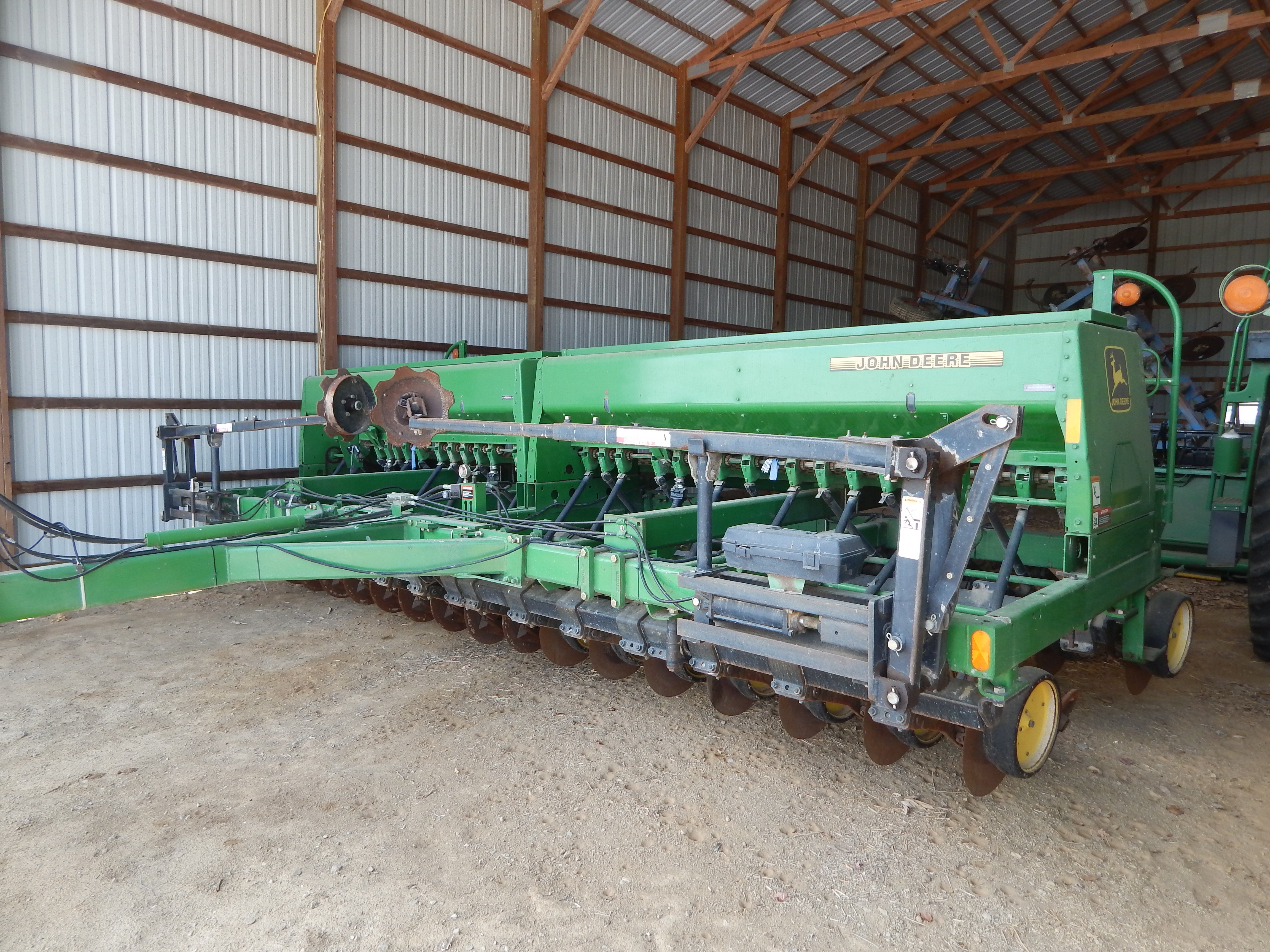 Property photo 41 - FARM EQUIPMENT AUCTION IN FRANKLIN COUNTY ILLINOIS