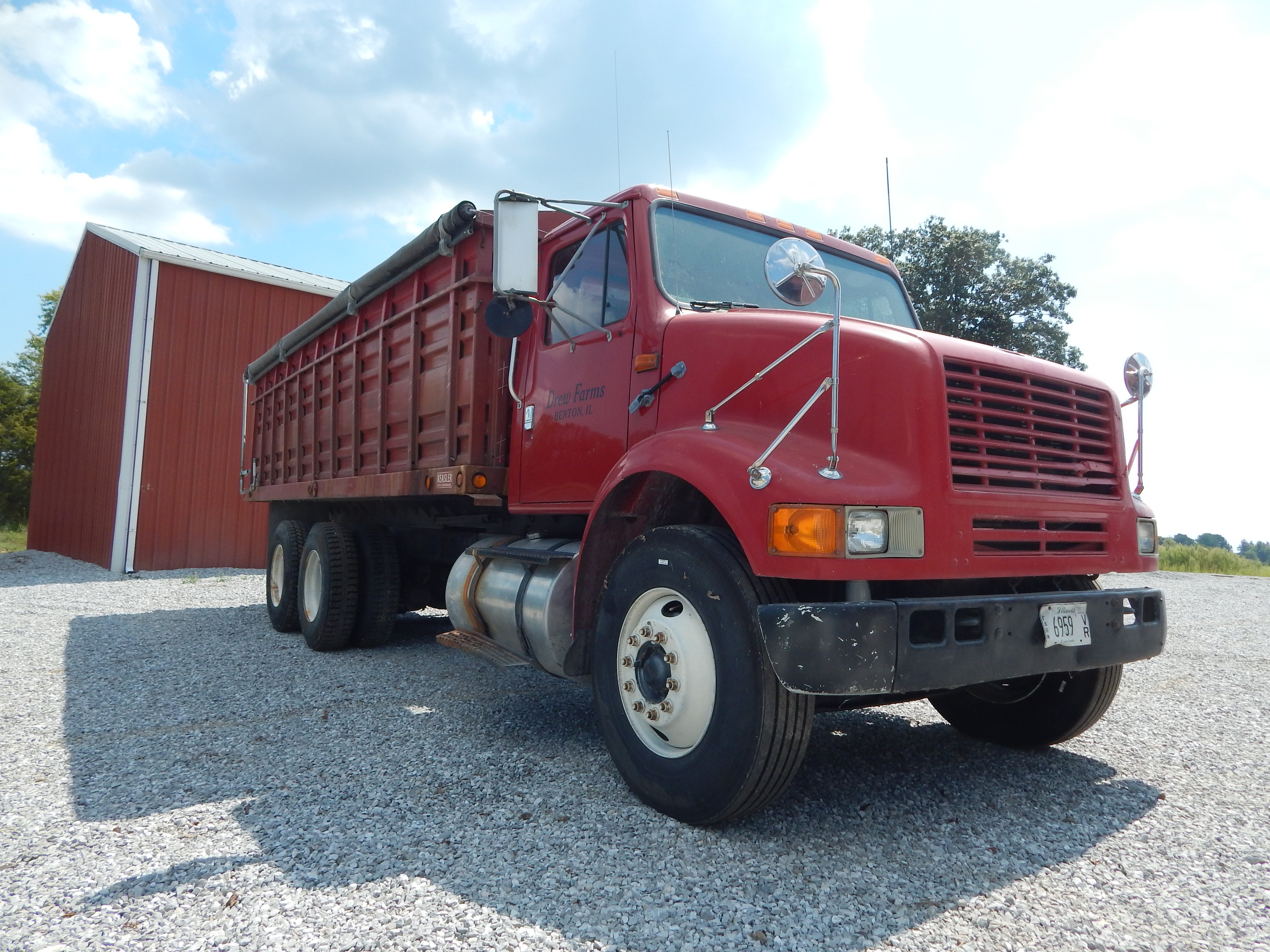 Property photo 40 - FARM EQUIPMENT AUCTION IN FRANKLIN COUNTY ILLINOIS