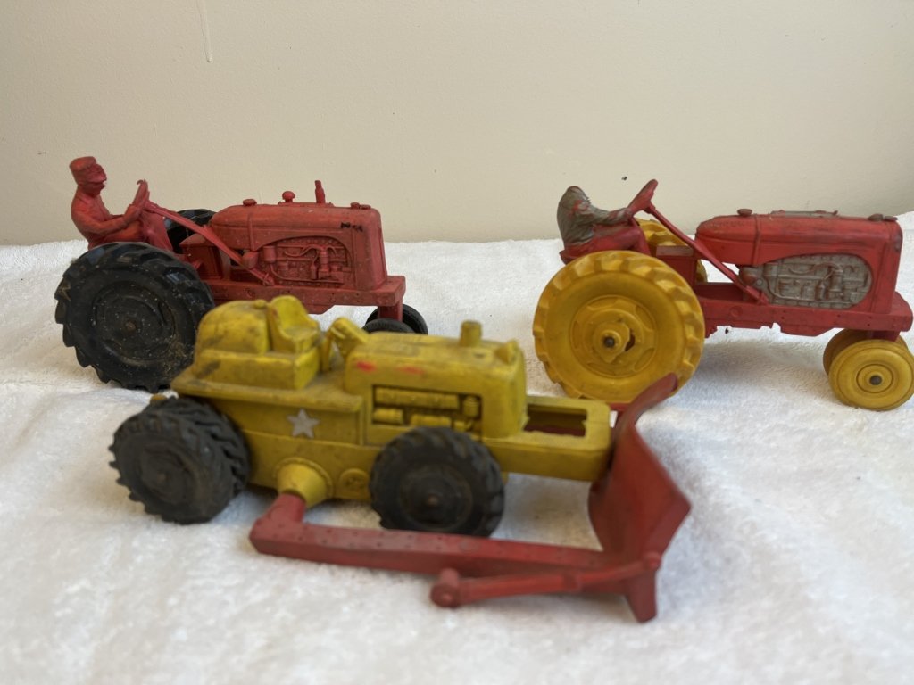 Property photo 258 - TIMED ONLINE ONLY PERSONAL PROPERTY AUCTION IN ALLEN COUNTY, INDIANA