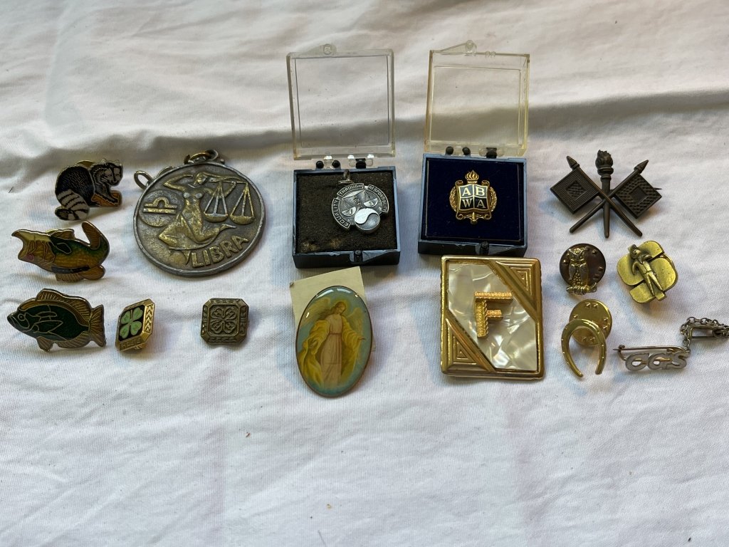 Property photo 388 - TIMED ONLINE ONLY PERSONAL PROPERTY AUCTION IN ALLEN COUNTY, INDIANA