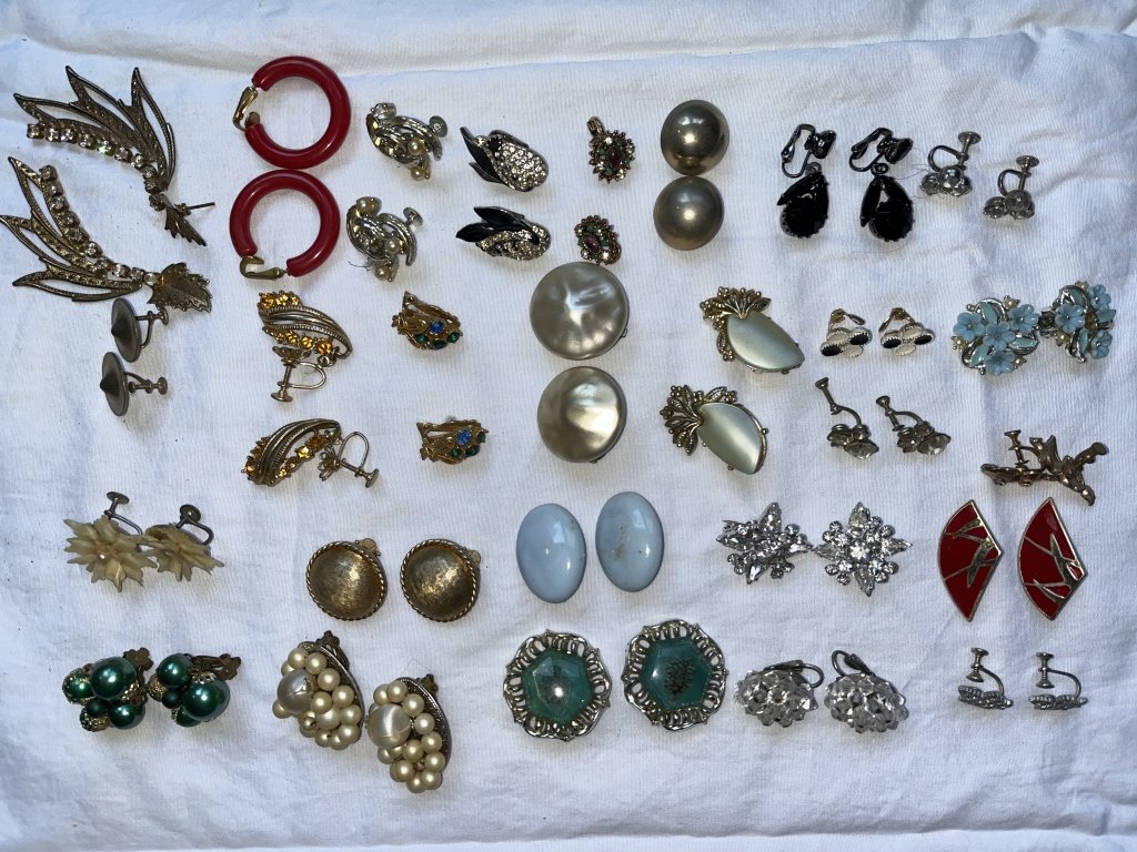 Property photo 405 - TIMED ONLINE ONLY PERSONAL PROPERTY AUCTION IN ALLEN COUNTY, INDIANA