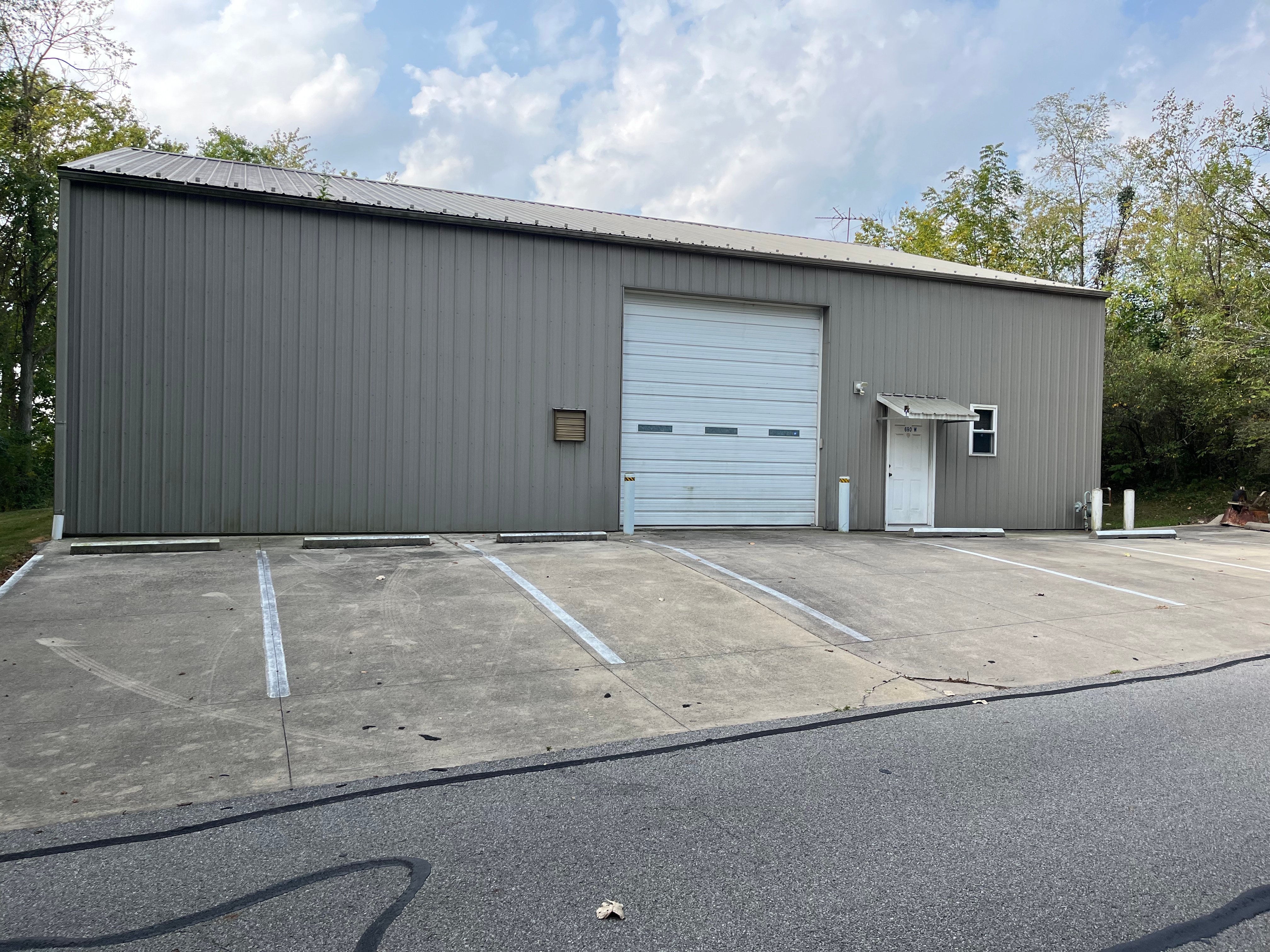 Property photo 15 - ONLINE ONLY REAL ESTATE AUCTION IN WHITLEY COUNTY INDIANA