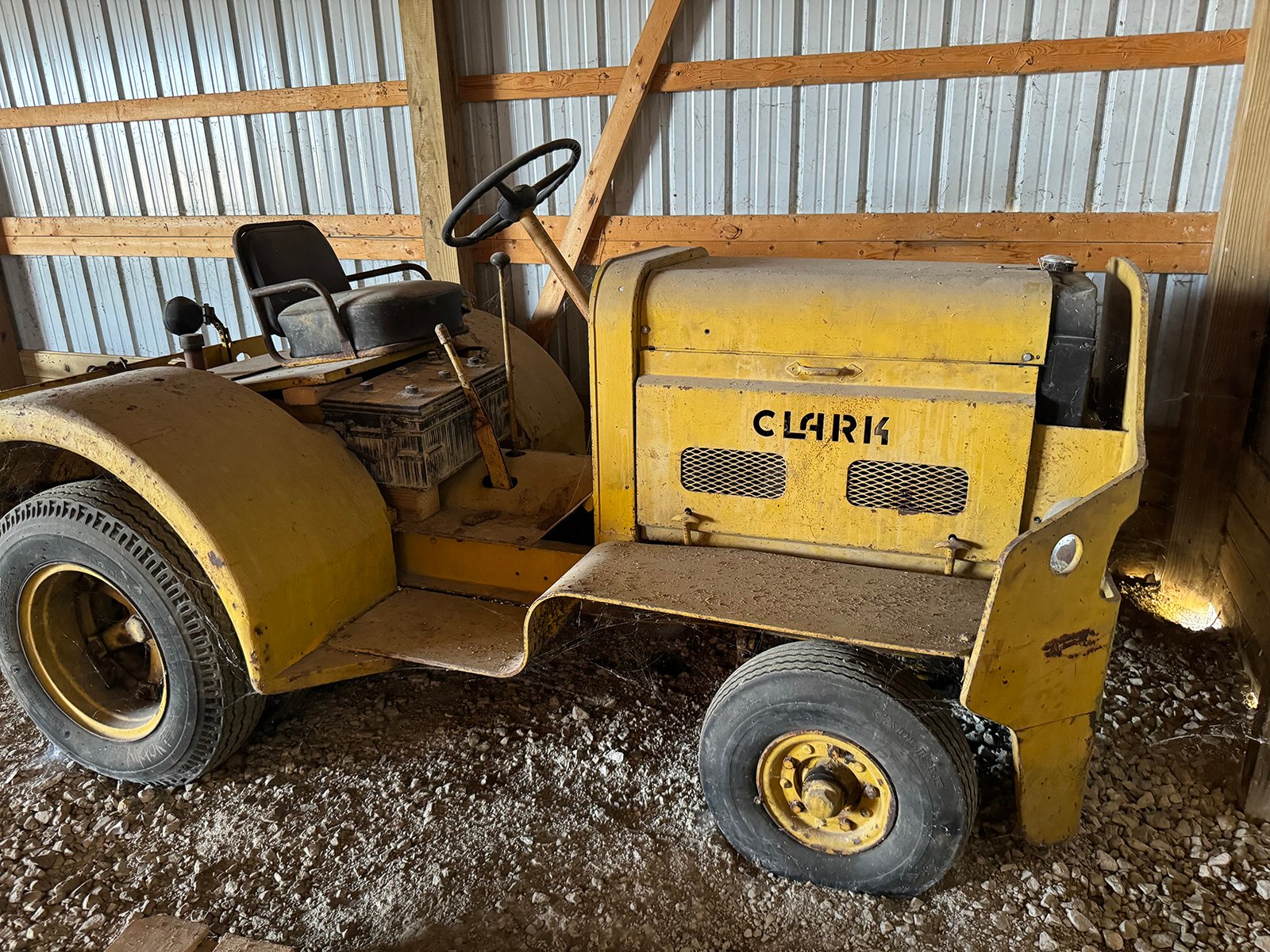 Property photo 16 - FARM EQUIPMENT AUCTION IN WAYNE COUNTY INDIANA