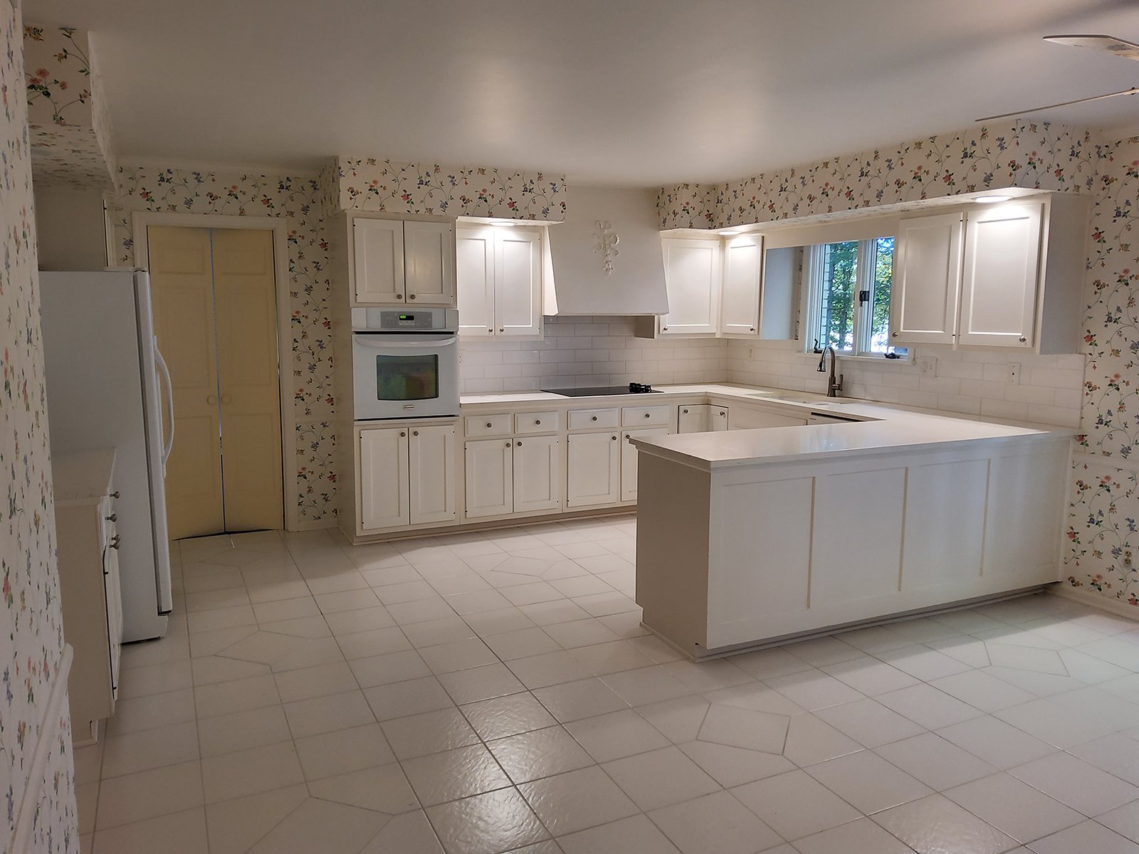 Property photo 22 - REAL ESTATE AUCTION OFFERED IN 1 TRACT IN WHITLEY COUNTY INDIANA