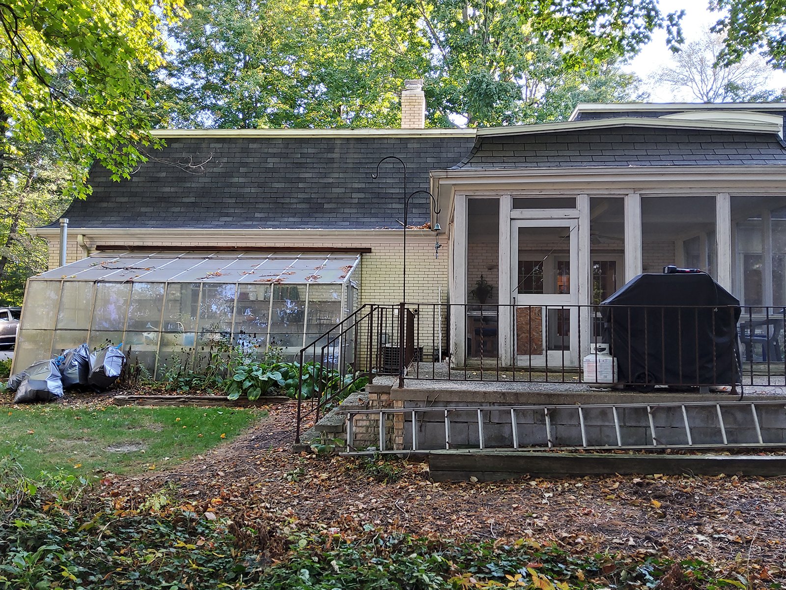 Property photo 8 - REAL ESTATE AUCTION OFFERED IN 1 TRACT IN WHITLEY COUNTY INDIANA