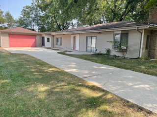 Property photo 2 - REAL ESTATE AUCTION - HOME OFFERED IN 1 TRACT IN CASS COUNTY, MICHIGAN