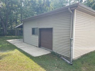 Property photo 5 - REAL ESTATE AUCTION - HOME OFFERED IN 1 TRACT IN CASS COUNTY, MICHIGAN