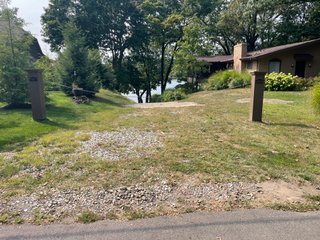 Property photo 11 - REAL ESTATE AUCTION - HOME OFFERED IN 1 TRACT IN CASS COUNTY, MICHIGAN