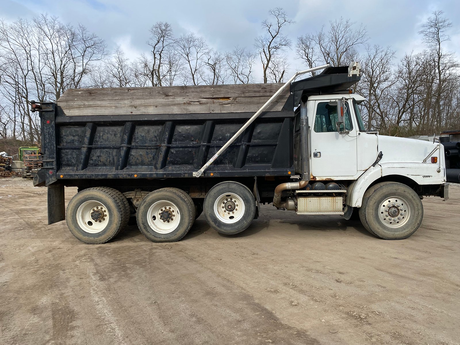 Property photo 92 - VIRTUAL YEAR END CONSIGNMENT FARM EQUIPMENT AUCTION