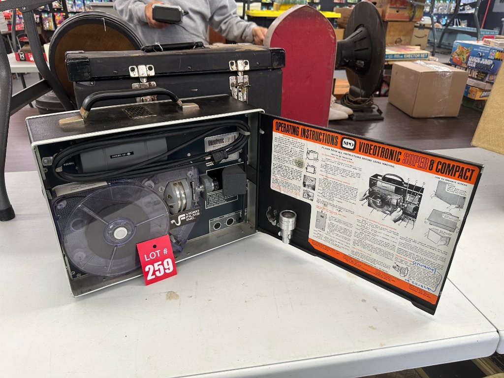 Property photo 68 - TIMED ONLINE VINTAGE TOY AUCTION #7 IN ALLEN COUNTY, INDIANA