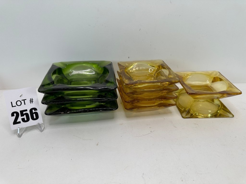 Property photo 20 - TIMED ONLINE ONLY ARTWORK, Glass & COLLECTIBLES AUCTION IN ALLEN COUNTY IN