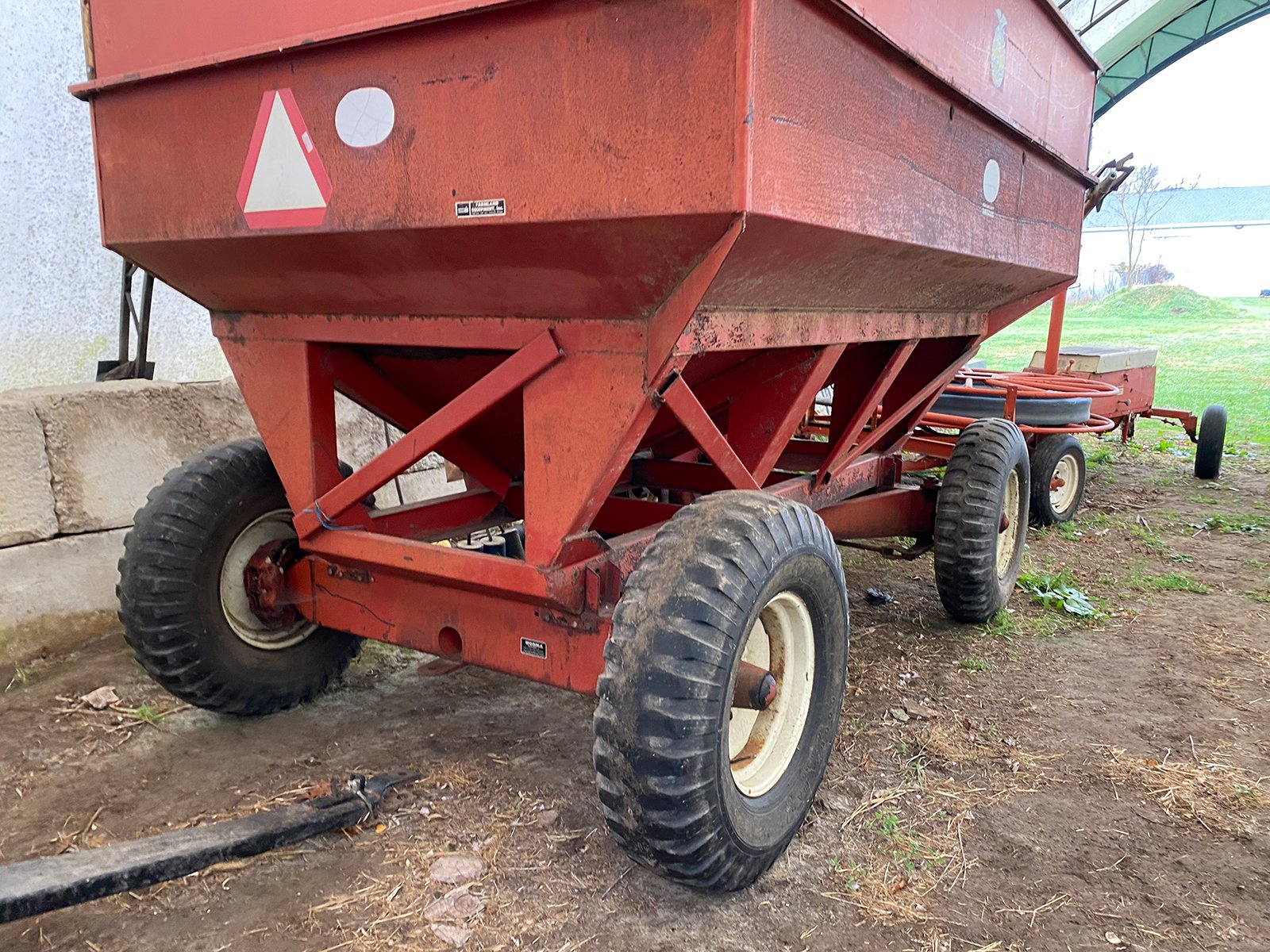 Property photo 32 - FARM EQUIPMENT AUCTION IN ST JOE COUNTY MICHIGAN