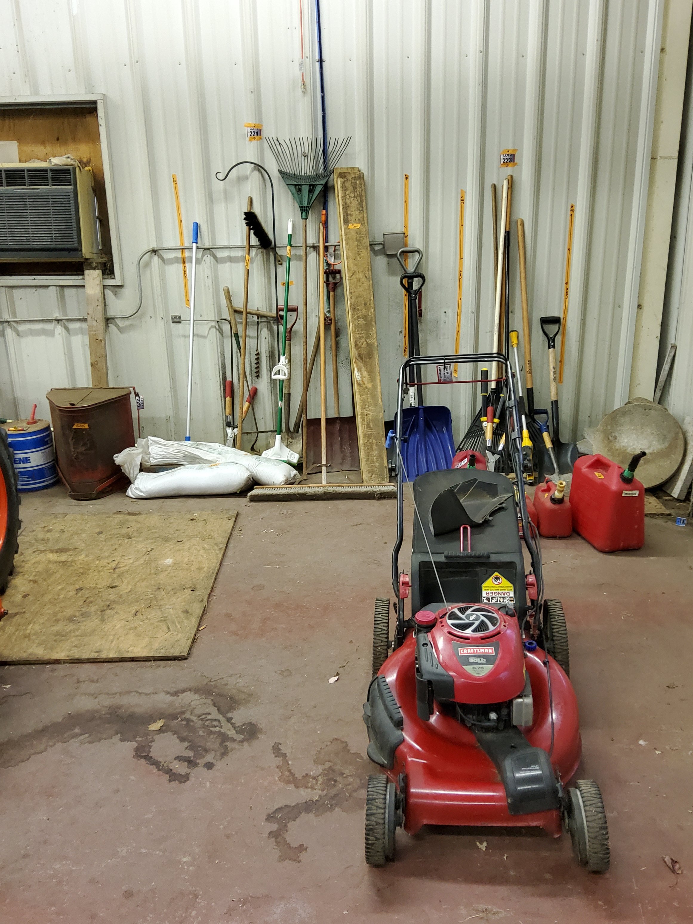 Property photo 114 - TIMED ONLINE ONLY PERSONAL PROPERTY AUCTION IN WHITLEY COUNTY INDIANA