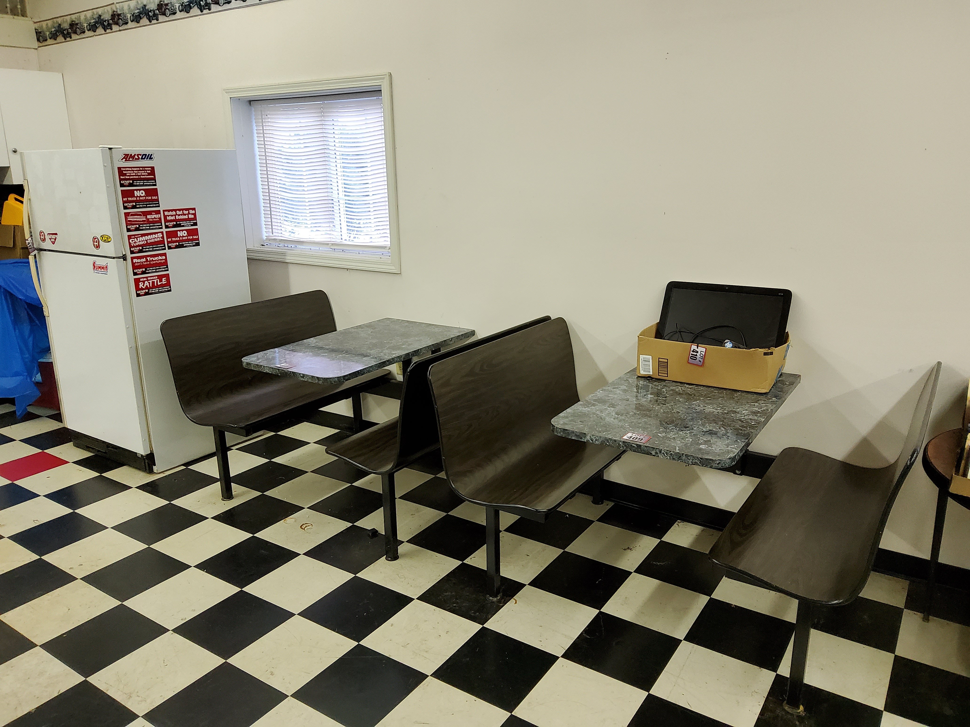 Property photo 131 - TIMED ONLINE ONLY PERSONAL PROPERTY AUCTION IN WHITLEY COUNTY INDIANA