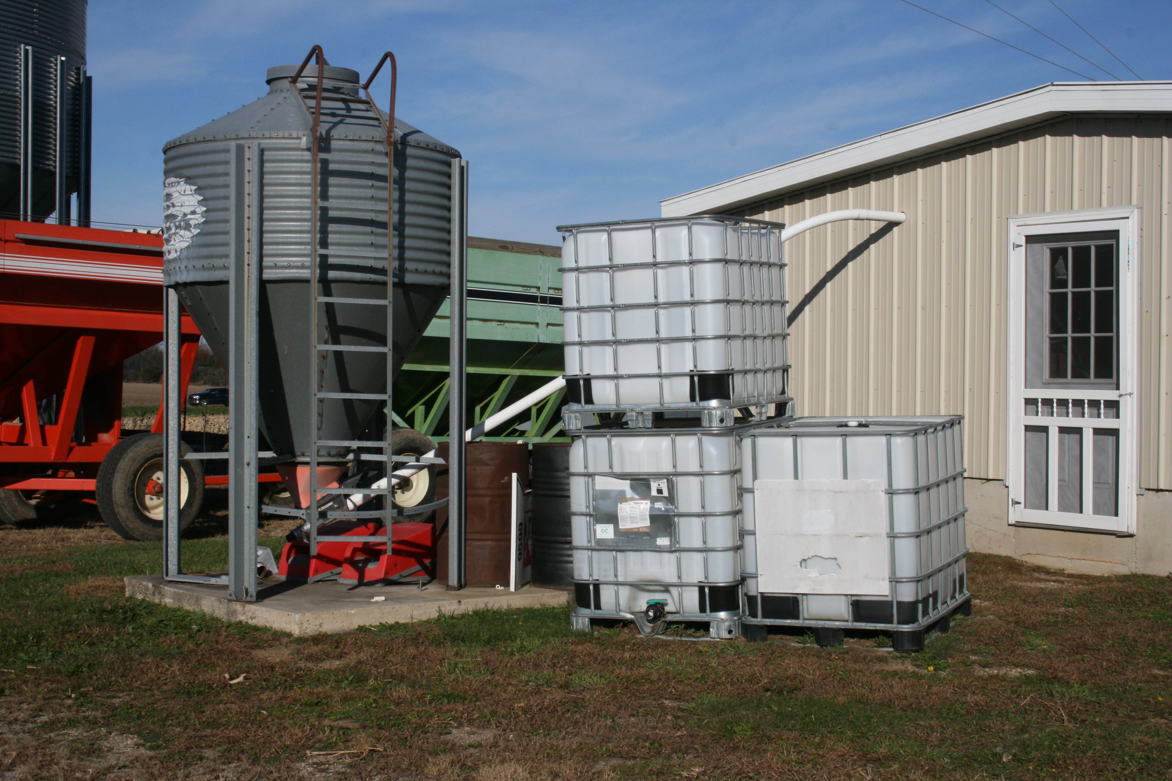 Property photo 33 - FARM EQUIPMENT AUCTION IN BRANCH COUNTY MICHIGAN