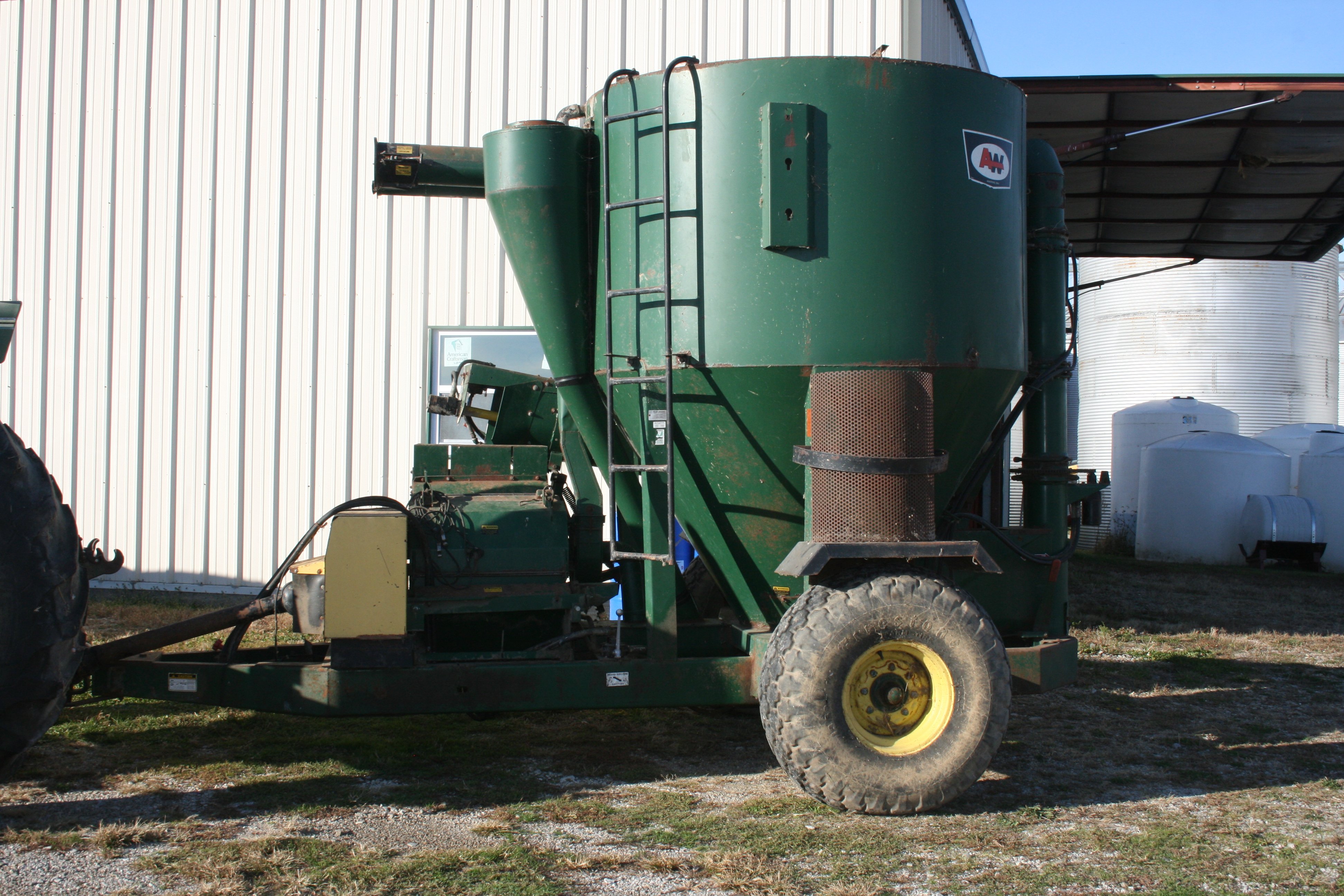 Property photo 10 - FARM EQUIPMENT AUCTION IN BRANCH COUNTY MICHIGAN