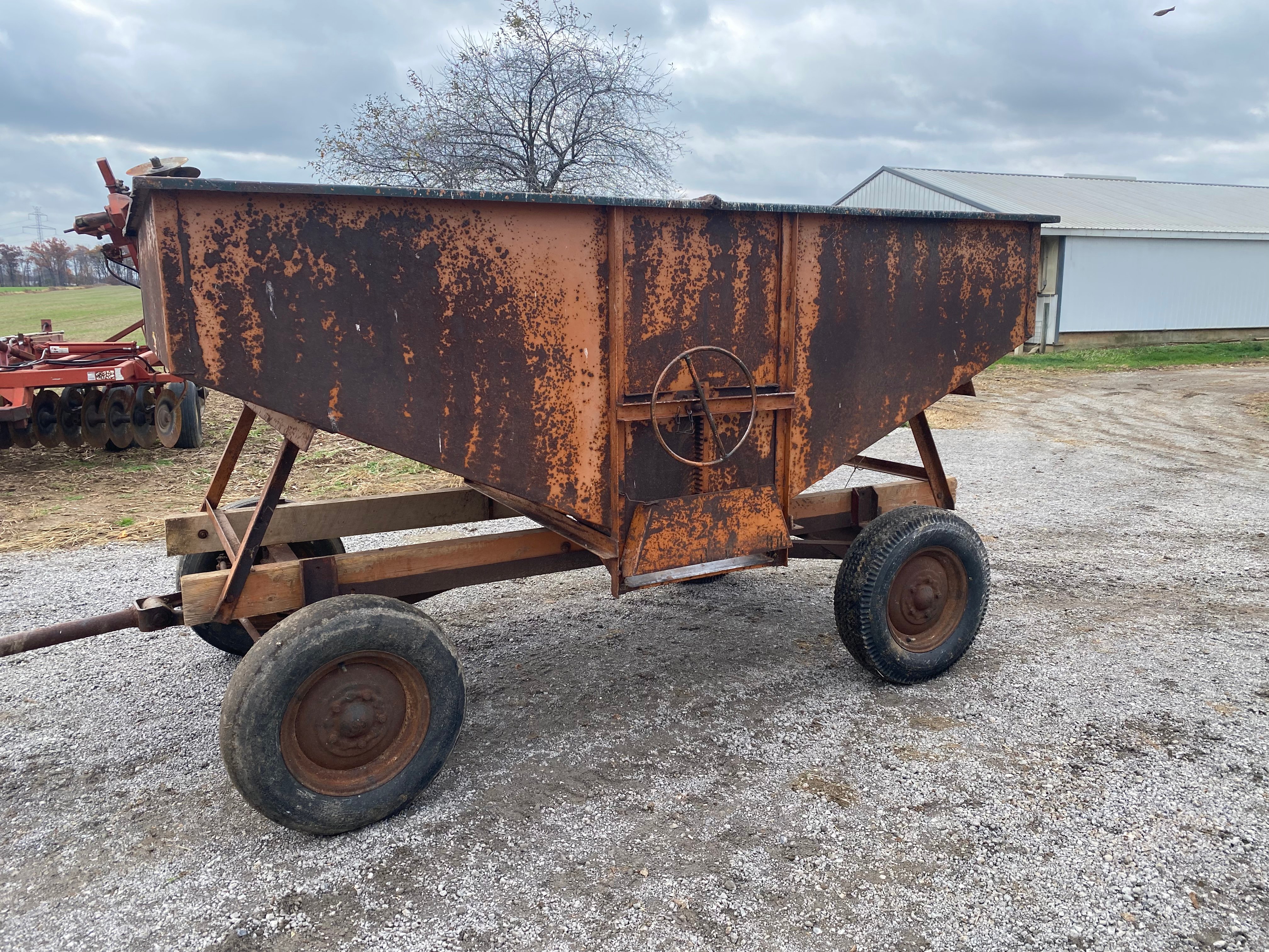 Property photo 46 - FARM EQUIPMENT AUCTION IN ELKHART COUNTY INDIANA
