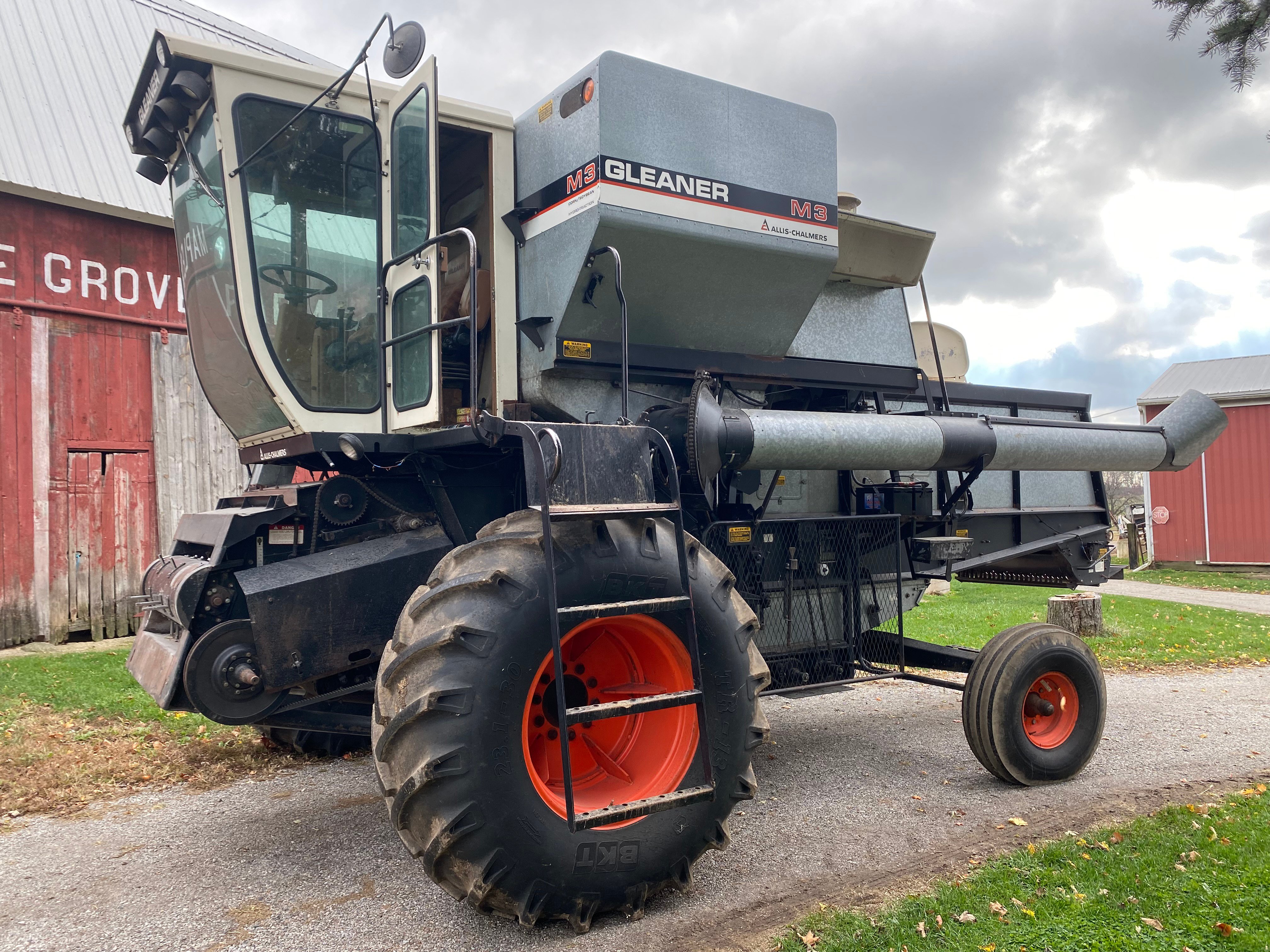 Property photo 1 - FARM EQUIPMENT AUCTION IN ELKHART COUNTY INDIANA