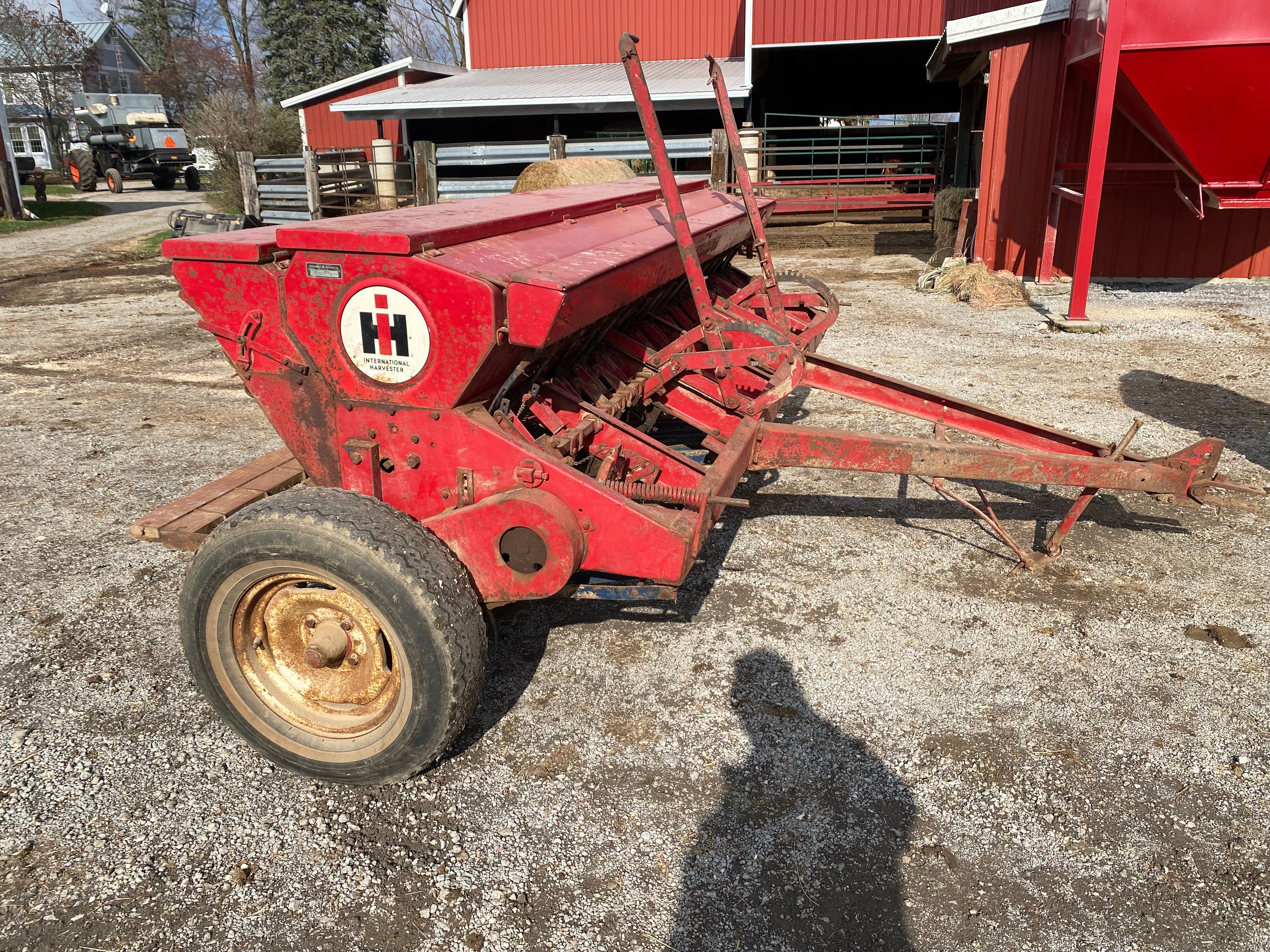 Property photo 4 - FARM EQUIPMENT AUCTION IN ELKHART COUNTY INDIANA