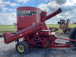 Property photo 16 - FARM EQUIPMENT AUCTION IN ELKHART COUNTY INDIANA