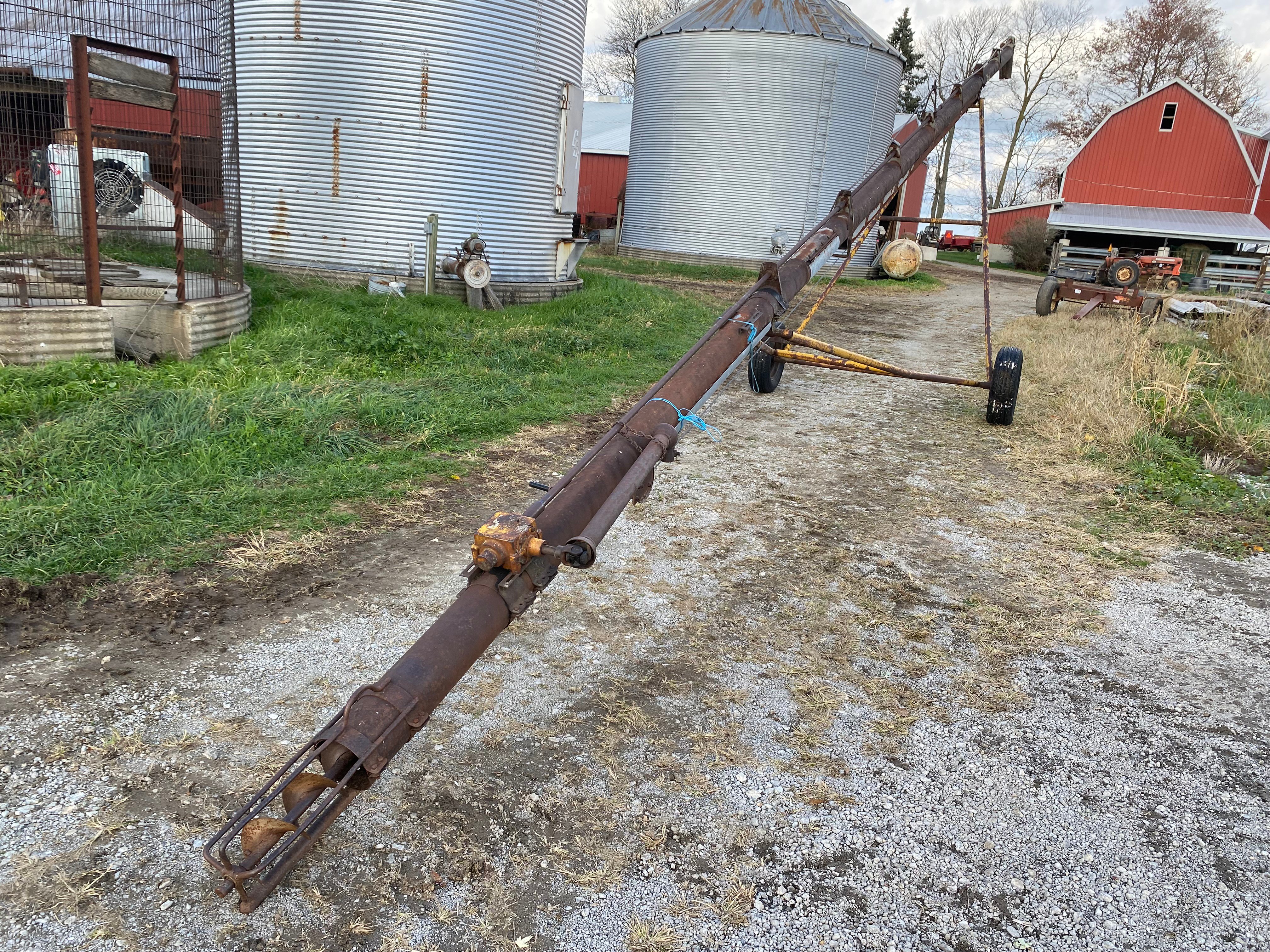 Property photo 36 - FARM EQUIPMENT AUCTION IN ELKHART COUNTY INDIANA