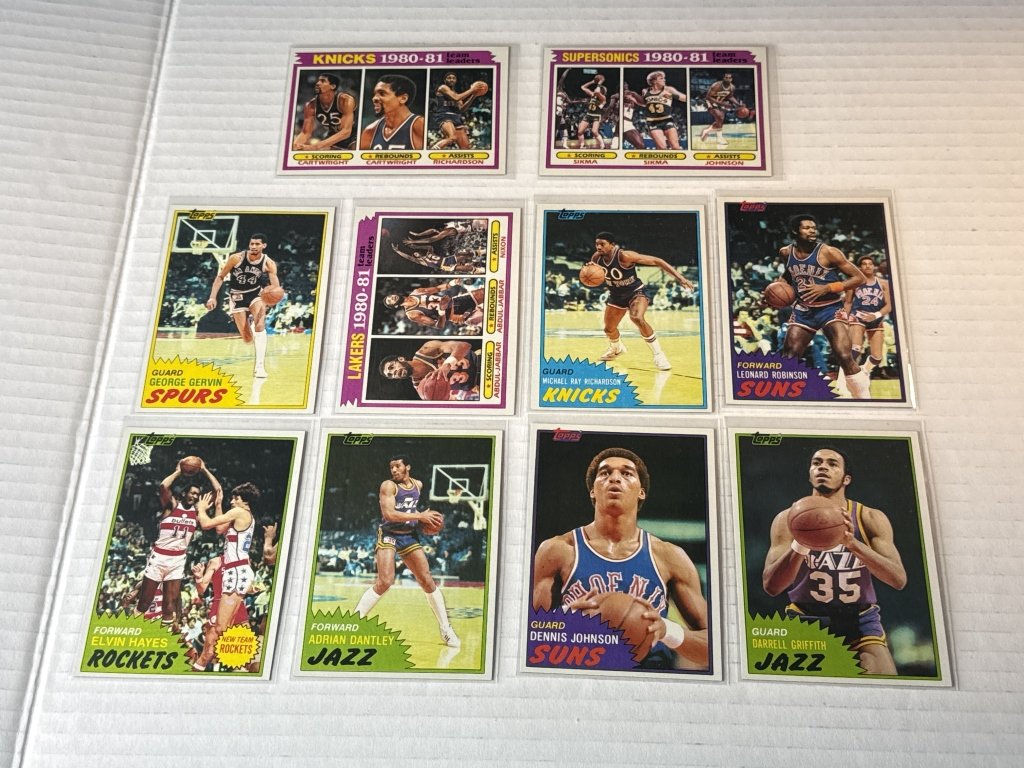 Property photo 1 - SPORTS CARDS AND COLLECTIBLES AUCTION IN ALLEN COUNTY IN