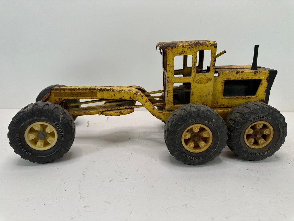 Property photo 60 - PERSONAL PROPERTY AUCTION - ALLEN COUNTY IN