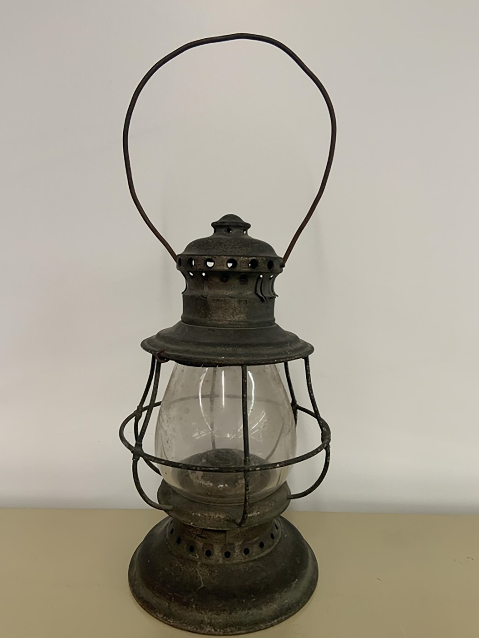 Property photo 400 - TIMED ONLINE ONLY PERSONAL PROPERTY AUCTION IN ALLEN COUNTY, INDIANA