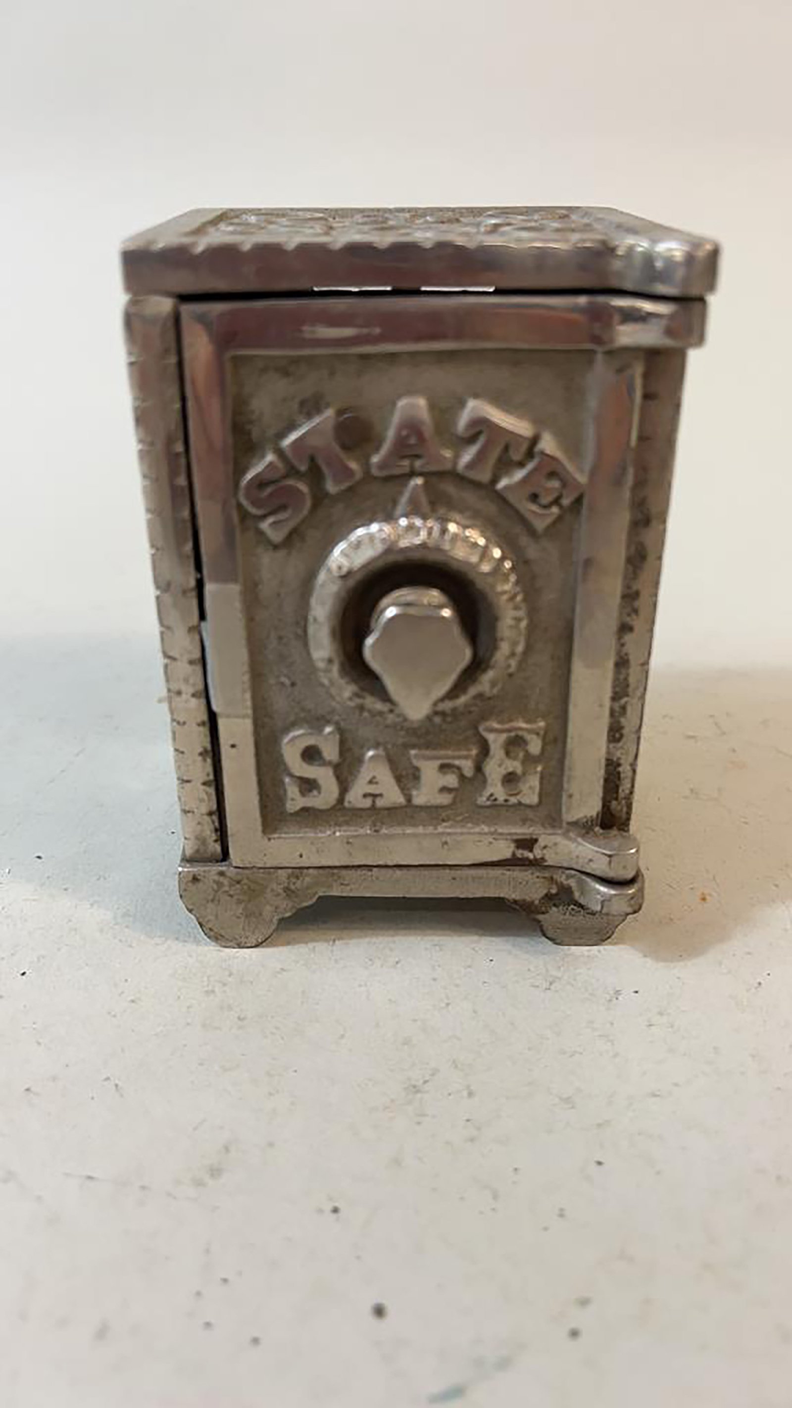 Property photo 190 - TIMED ONLINE ONLY PERSONAL PROPERTY AUCTION IN ALLEN COUNTY, INDIANA