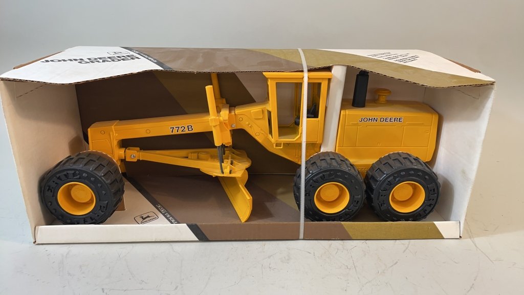 Property photo 10 - TIMED ONLINE ONLY PERSONAL PROPERTY AUCTION IN ALLEN COUNTY, INDIANA