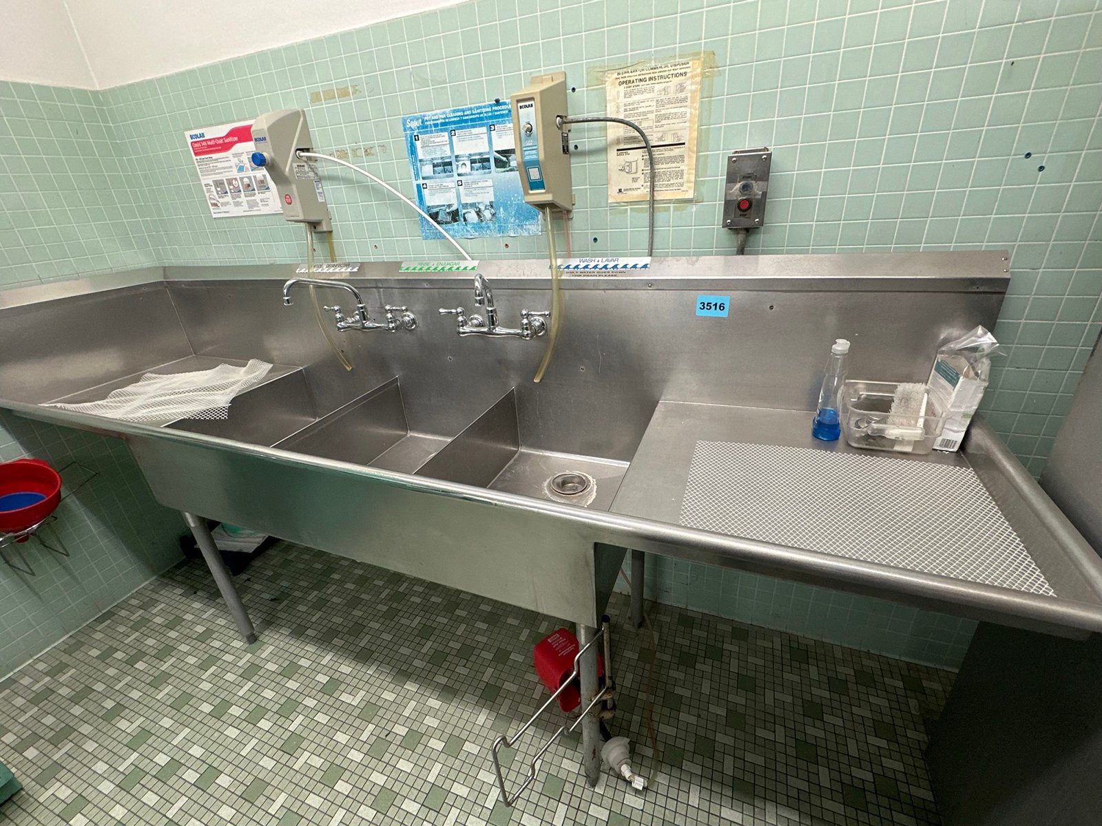 Property photo 1 - TIMED ONLINE ONLY CITY OF PURCELL MUNICIPAL HOSPITAL LIQUIDATION AUCTION