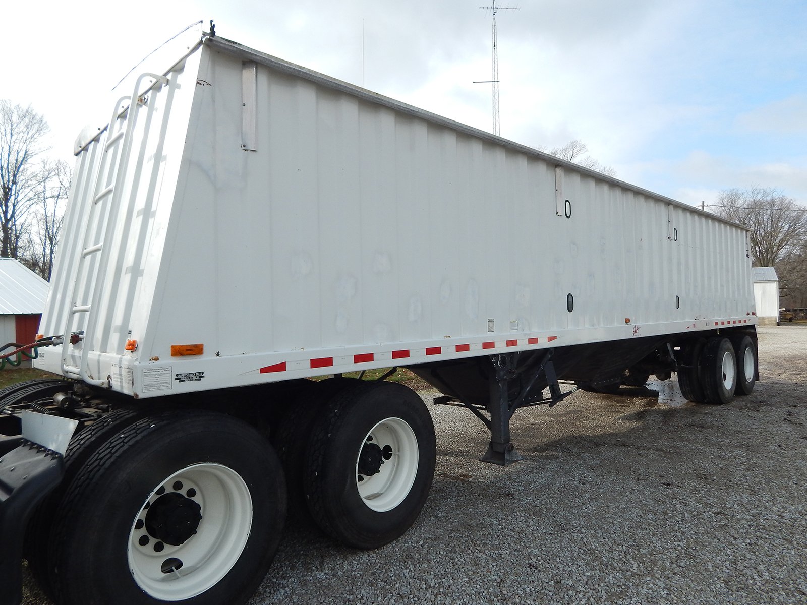 Property photo 6 - FARM EQUIPMENT AUCTION IN CASS COUNTY, INDIANA
