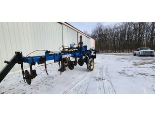 Property photo 59 - AREA FARMERS FARM EQUIPMENT AUCTION IN WHITLEY COUNTY, INDIANA