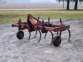 Property photo 84 - AREA FARMERS FARM EQUIPMENT AUCTION IN WHITLEY COUNTY, INDIANA