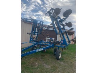 Property photo 67 - AREA FARMERS FARM EQUIPMENT AUCTION IN WHITLEY COUNTY, INDIANA