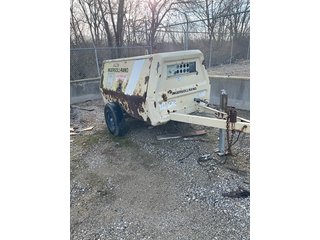 Property photo 204 - AREA FARMERS FARM EQUIPMENT AUCTION IN WHITLEY COUNTY, INDIANA