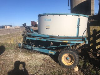 Property photo 100 - AREA FARMERS FARM EQUIPMENT AUCTION IN WHITLEY COUNTY, INDIANA