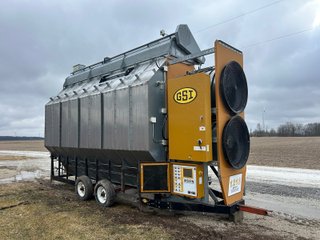 Property photo 195 - AREA FARMERS FARM EQUIPMENT AUCTION IN WHITLEY COUNTY, INDIANA