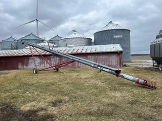 Property photo 197 - AREA FARMERS FARM EQUIPMENT AUCTION IN WHITLEY COUNTY, INDIANA