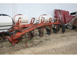 Property photo 82 - AREA FARMERS FARM EQUIPMENT AUCTION IN WHITLEY COUNTY, INDIANA