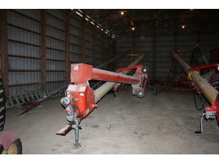 Property photo 220 - AREA FARMERS FARM EQUIPMENT AUCTION IN WHITLEY COUNTY, INDIANA
