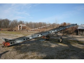 Property photo 96 - AREA FARMERS FARM EQUIPMENT AUCTION IN WHITLEY COUNTY, INDIANA
