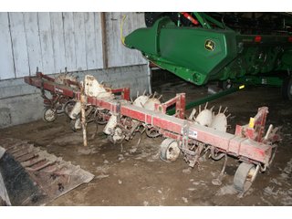Property photo 55 - AREA FARMERS FARM EQUIPMENT AUCTION IN WHITLEY COUNTY, INDIANA