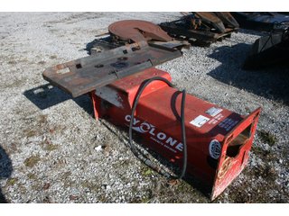 Property photo 185 - AREA FARMERS FARM EQUIPMENT AUCTION IN WHITLEY COUNTY, INDIANA