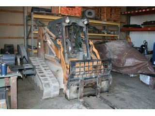 Property photo 107 - AREA FARMERS FARM EQUIPMENT AUCTION IN WHITLEY COUNTY, INDIANA
